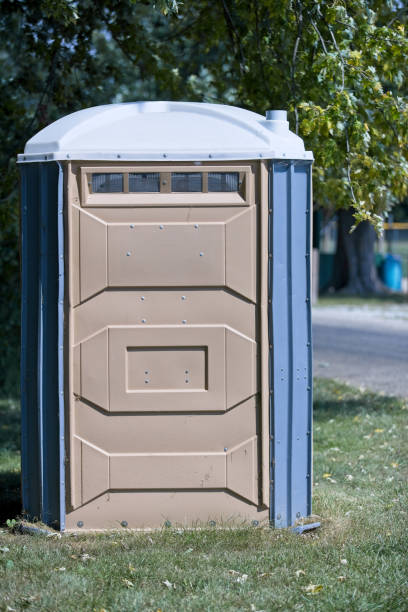 Best Luxury portable toilet rental  in Helena, AL